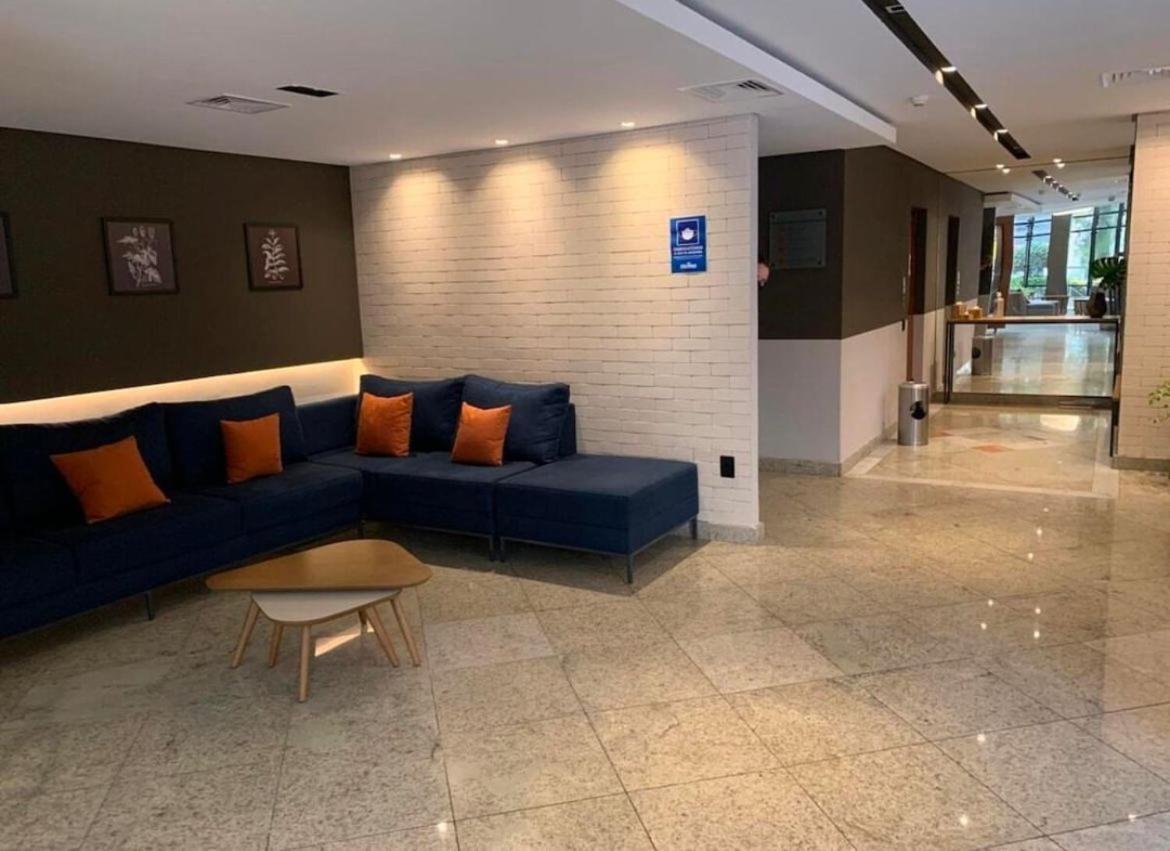 Flat No Hotel Cosmopolitan Com Estacionamento Gratis E Piscina Сантос Екстериор снимка